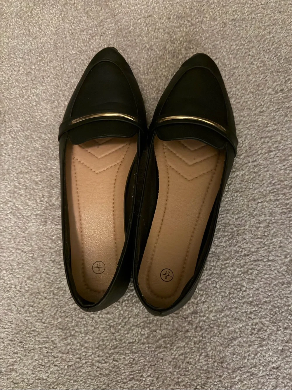 Obtaom Women's Pointy Toe Loafer Flat